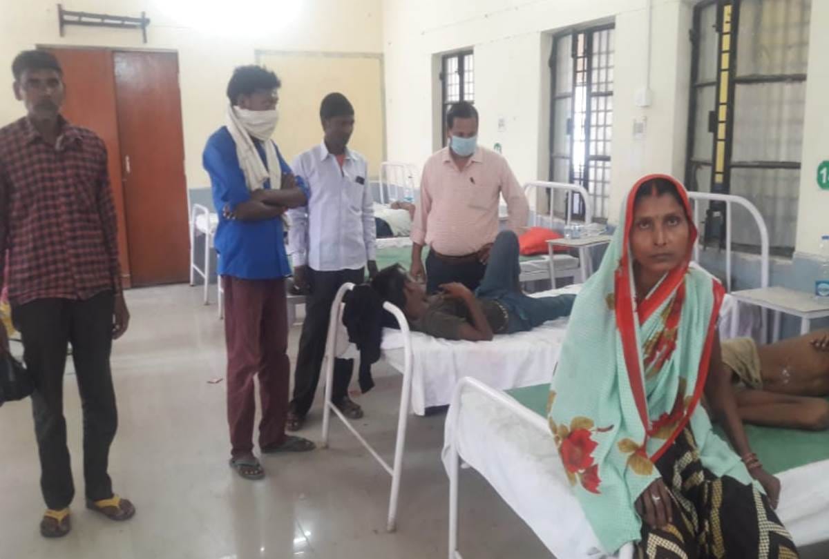 12 children scorched due to electric shock, three in critical condition in balrampur