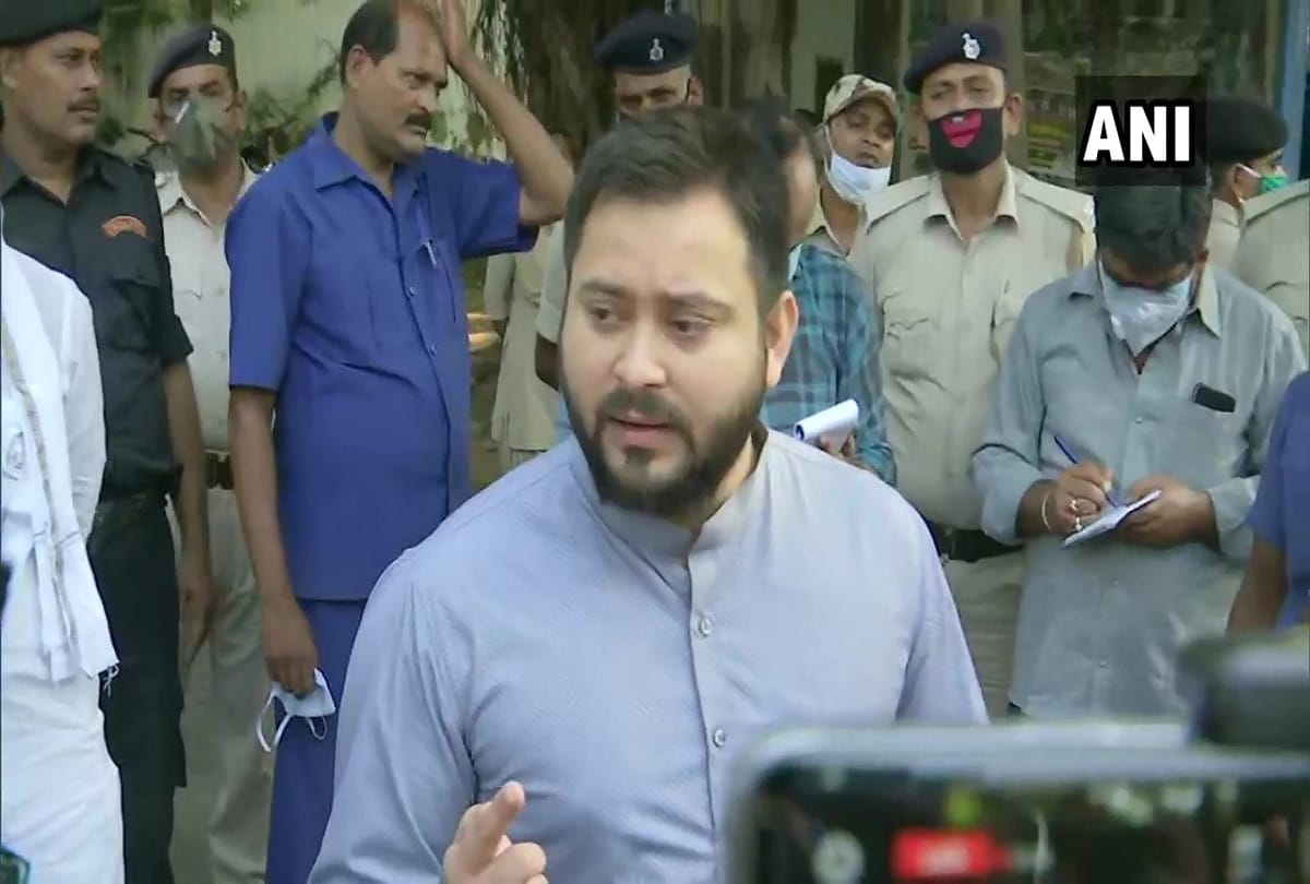 Tejashwi Yadav remembered father Lalu Prasad Yadav at the beginning of Bihar assembly election campaign