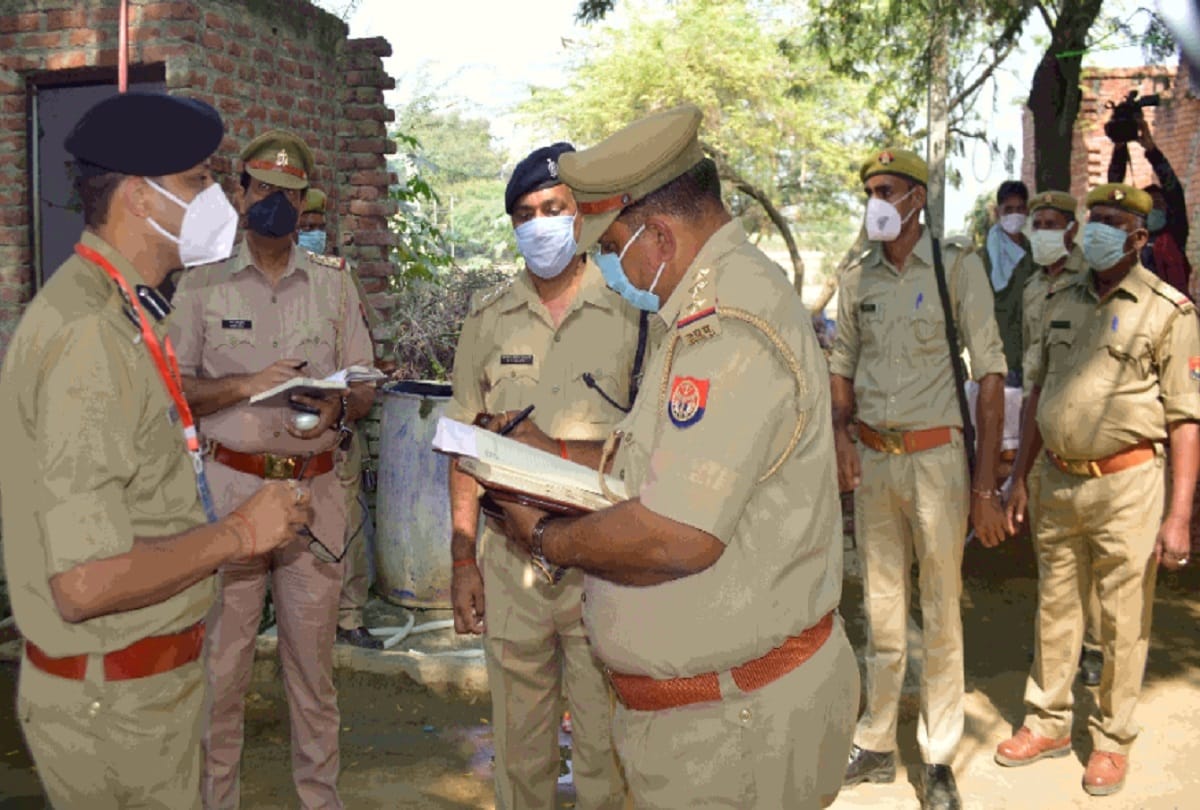 DIG Shalabh Mathur met hathras victim family members and asked about their security arrangements