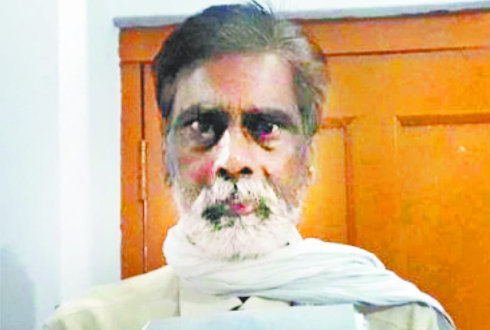 A man is searching his son from one month in akbarpur Kotwali.