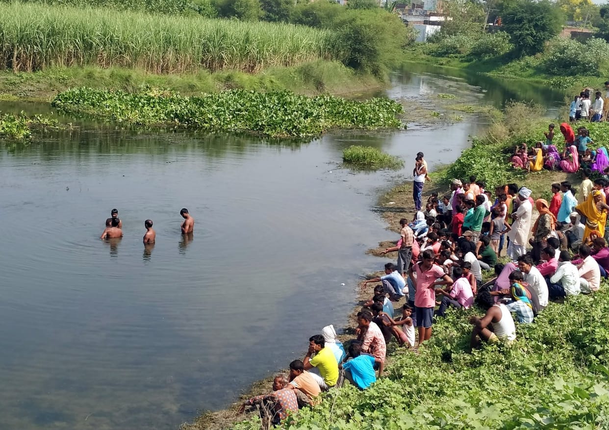 Angry from home, youth's clothes and bike were found by the lake