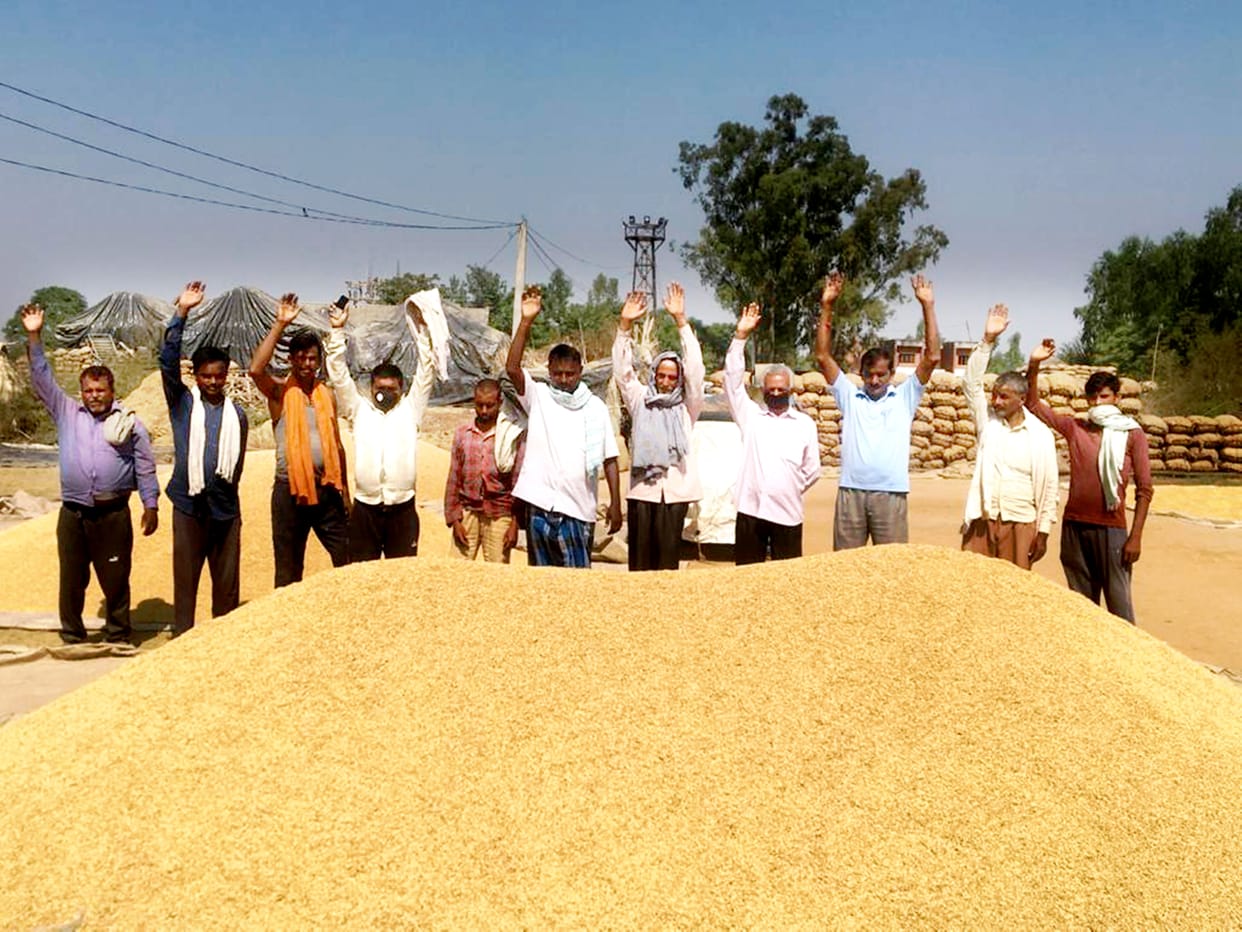 Farmers protest in Pathankot