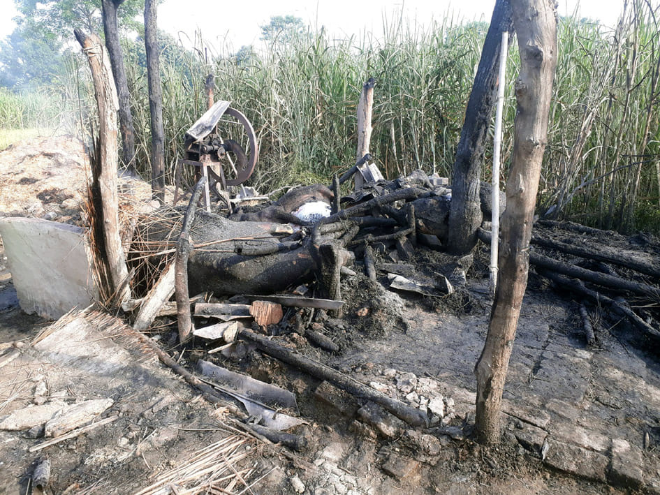 Villager burnt to death trying to save cattle