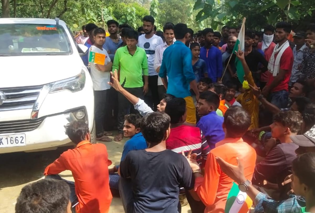 soldier Rameshwar Gupta dead body arrived in kushinagar