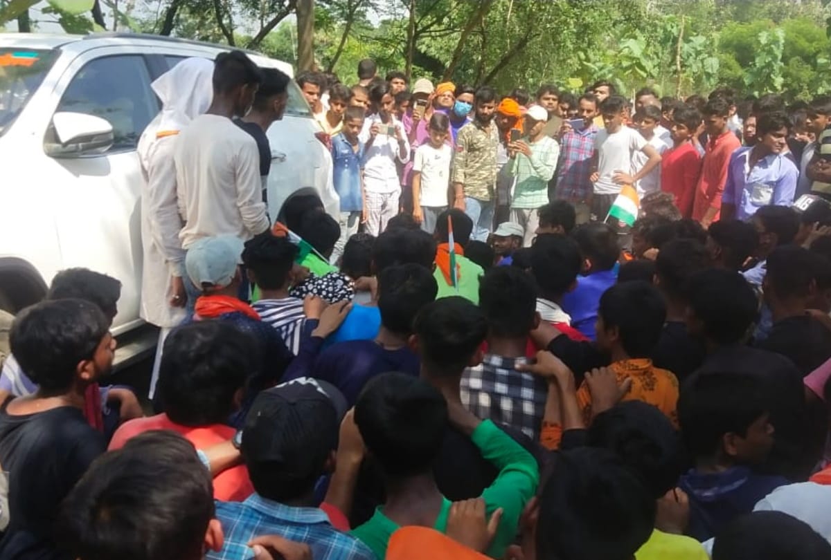 soldier Rameshwar Gupta dead body arrived in kushinagar