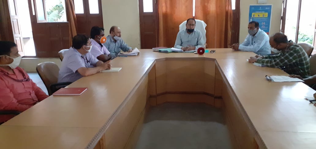 Fines of 2500 to 15 thousand for burning stubble: SDM