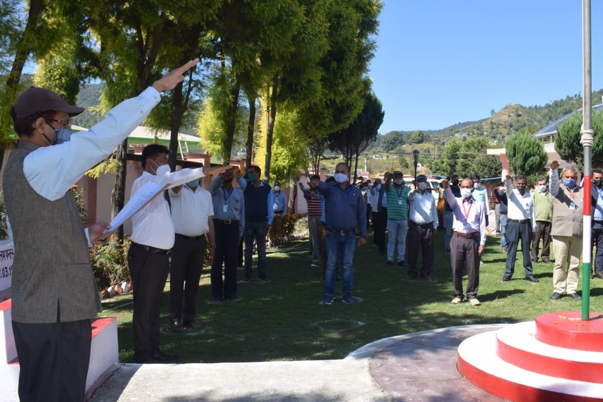 Pledged to deal with Kovid to officers and employees