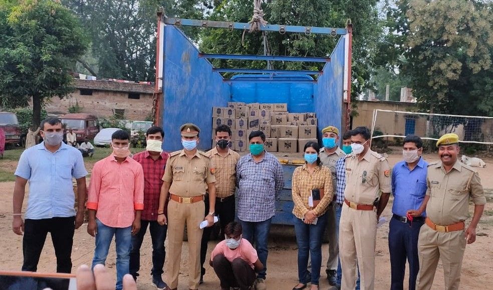 21 lakh liquor being transported from truck seized