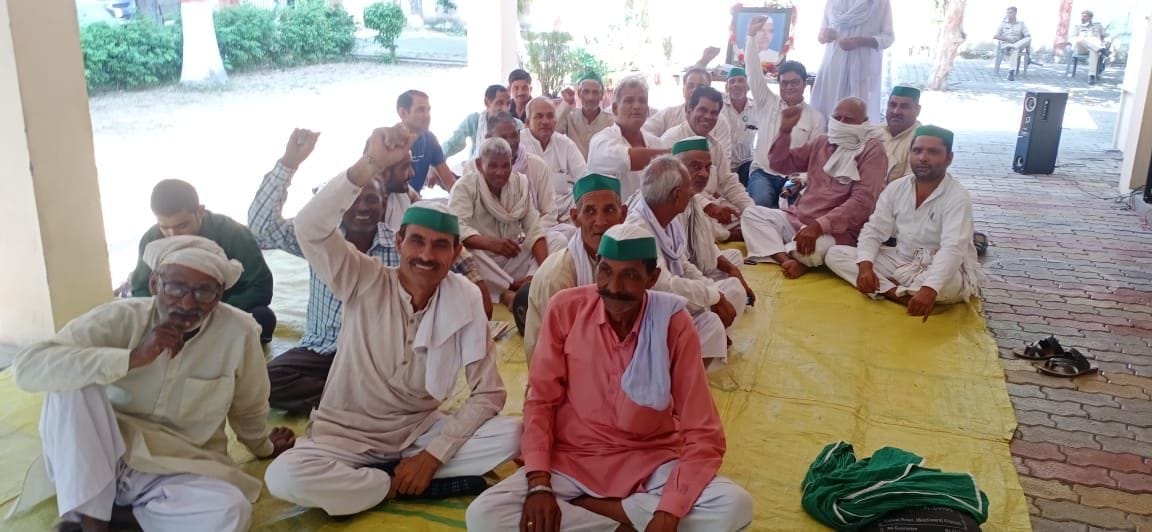 BKU continues to protest in tehsil on 9th day