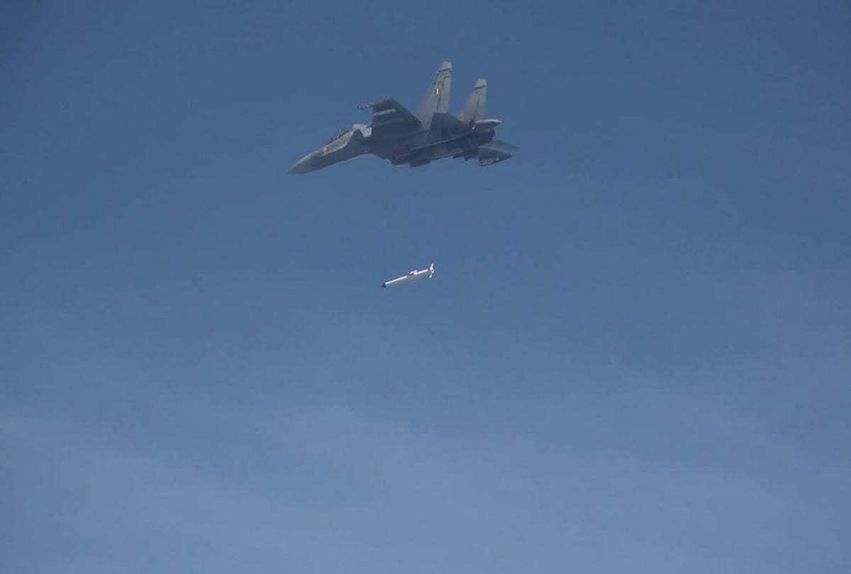 Anti Radiation Missile Rudram 1 News: India successfully test fires DRDO Rudram Anti Radiation Missile, know its capacity
