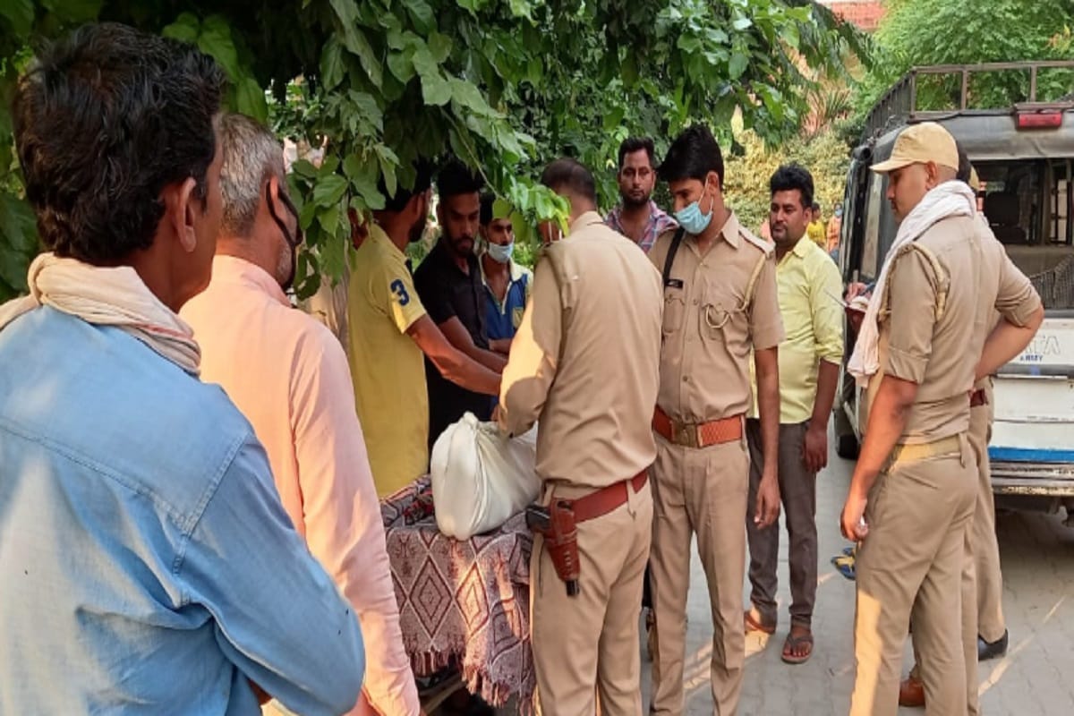 UP Crime News: A youth has murdered in a village at Saharanpur