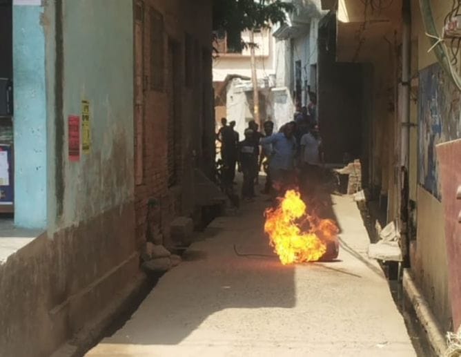 Cylinder fire due to gas leaking