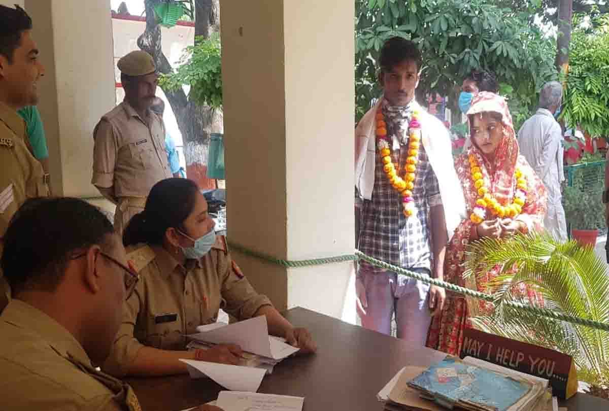 Lover couple reached Kotwali after getting married in temple