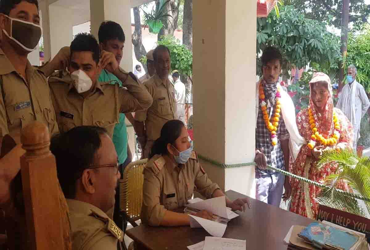 Lover couple reached Kotwali after getting married in temple