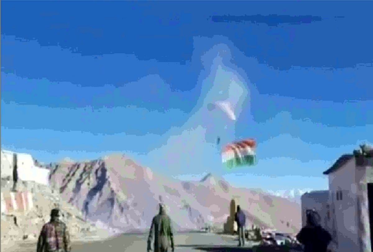 Air Force Day: Record Landing of Jambans at Khardungla Pass in Ladakh