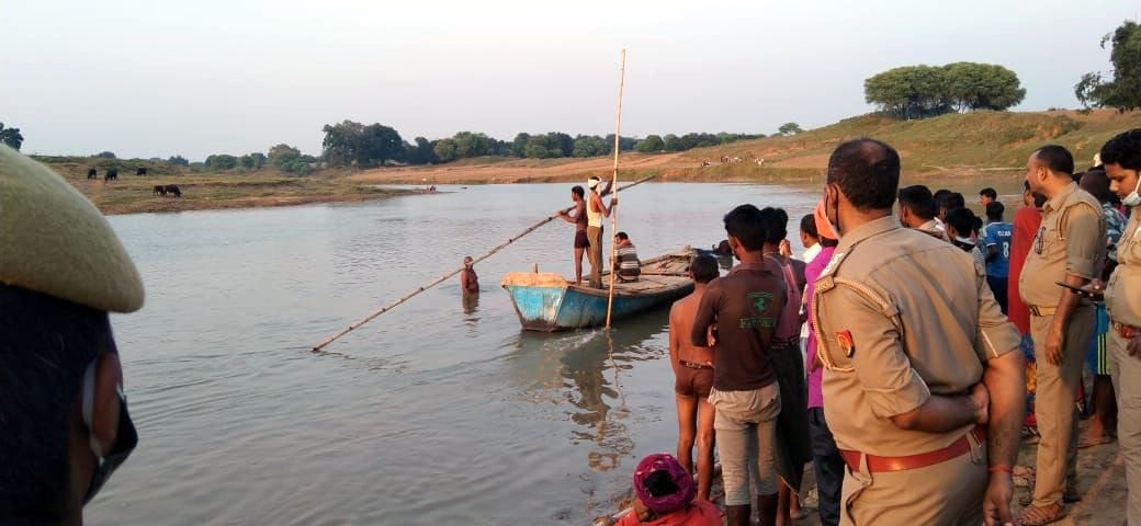 The youth drowned in the river in chitrakoot