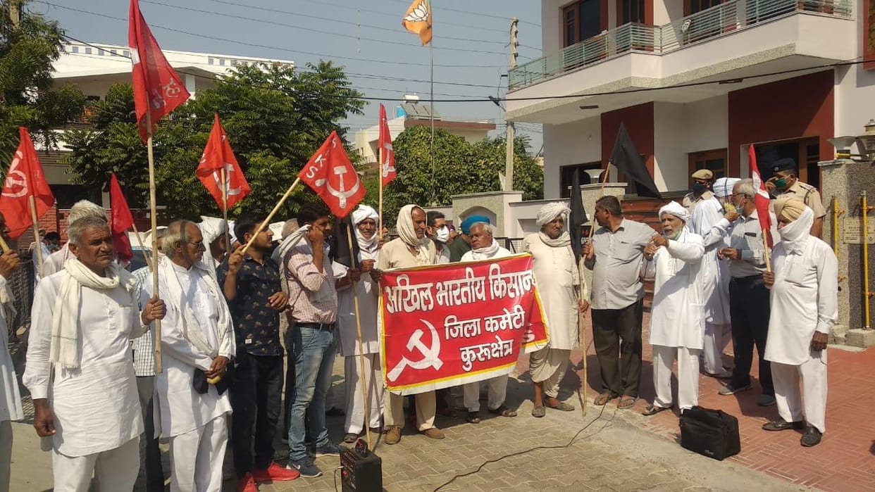 farmars protest aginst three odinance