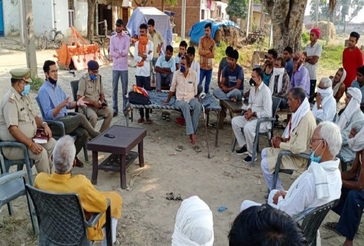 Hathras Rape Case Victim News SIT asked questions to policemen Uproar over recreating scene of crime