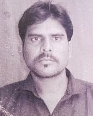 Youth going on bike in night dies in accident