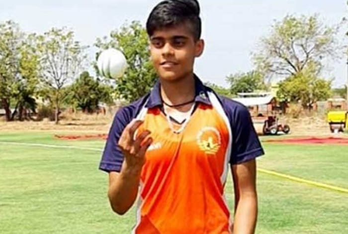 Cricketer Kashvee Gautam Selected for IPL 2020
