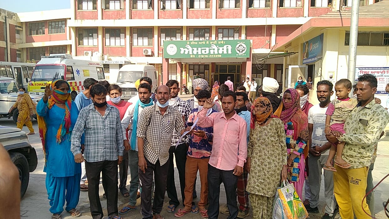 Pregnant was not admitted to hospital, delivery in parking lot in Moga