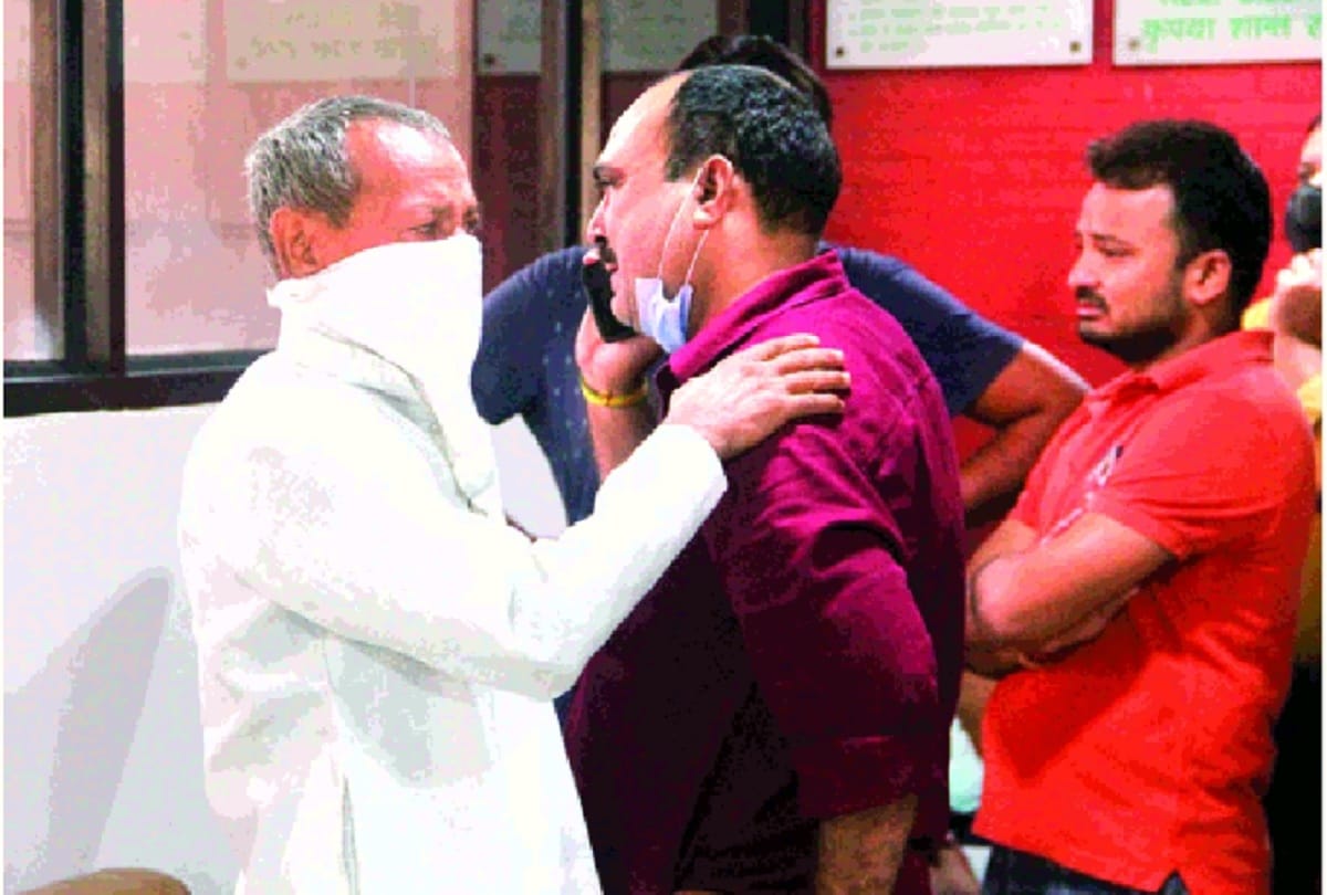 Naresh Tyagi murder case miscreants keep shooting him till last breath ran 70 mtrs to save himself