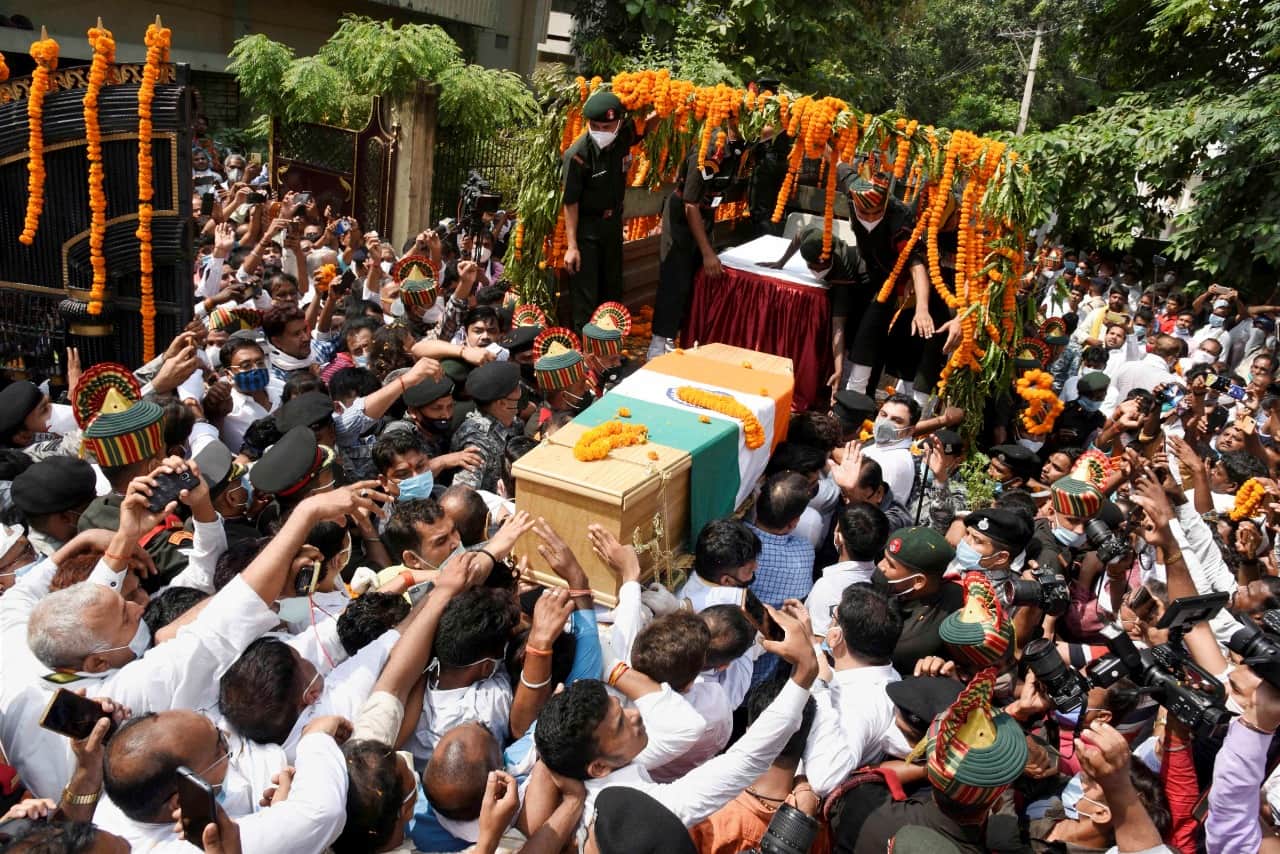 ram vilas paswan cremation in patna, see photoes
