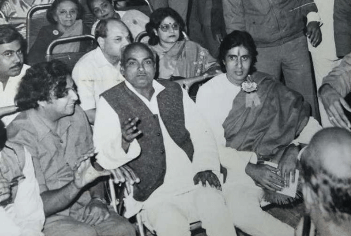 Amitabh Bachchan Birthday special when he resigned from politics after being named in Bofors scandal