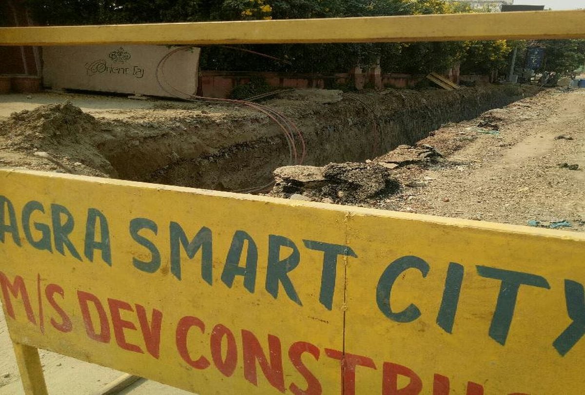 Four Lakhs Of People Messed With Health Agra 9th Polluted City In India