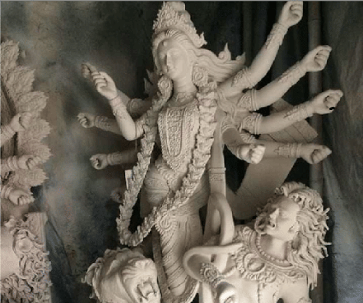 Option searched due to lack of idols on durga puja change will also happen in the pandal in varnasi up
