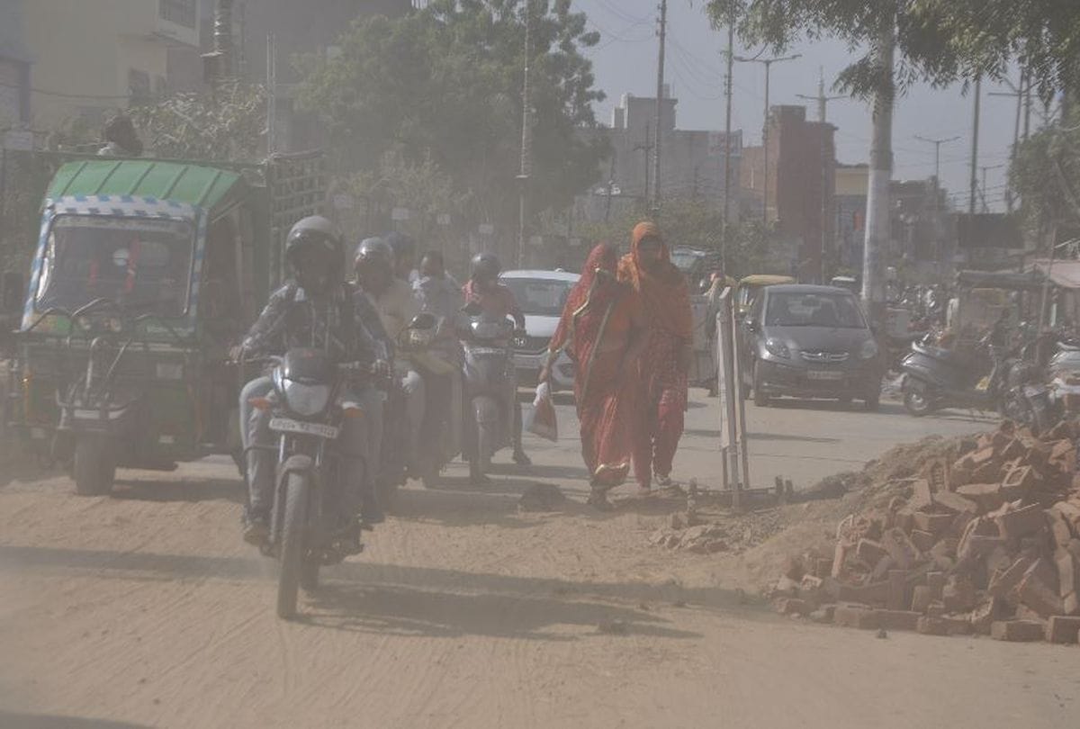 Four Lakhs Of People Messed With Health Agra 9th Polluted City In India