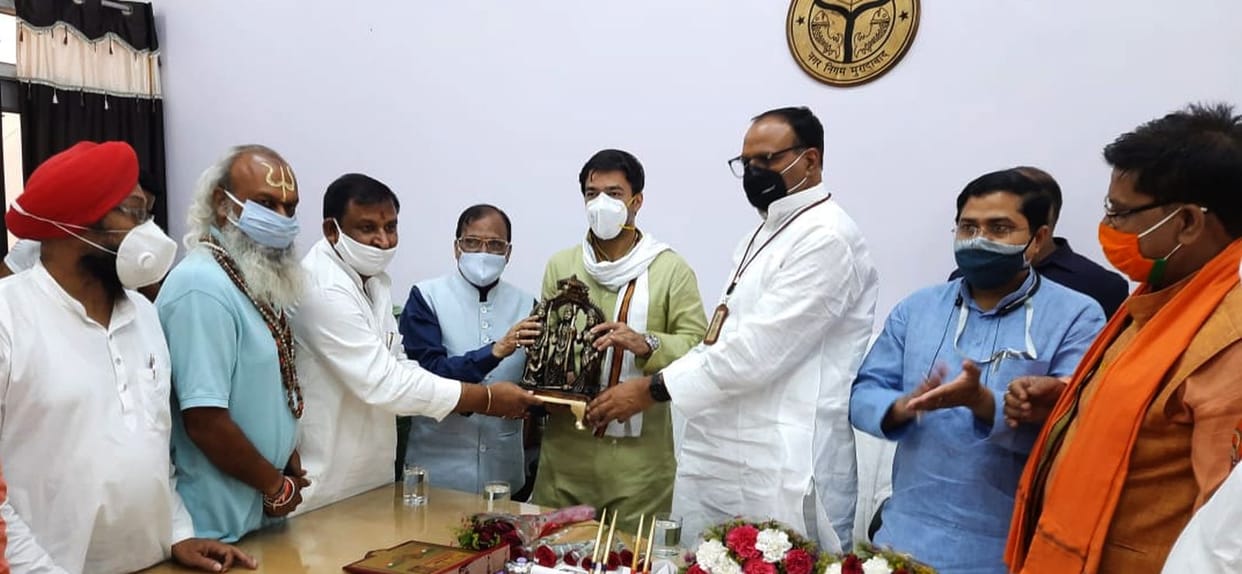 Uttar pradesh government law minister told thar his priority to convicted hathras case accused