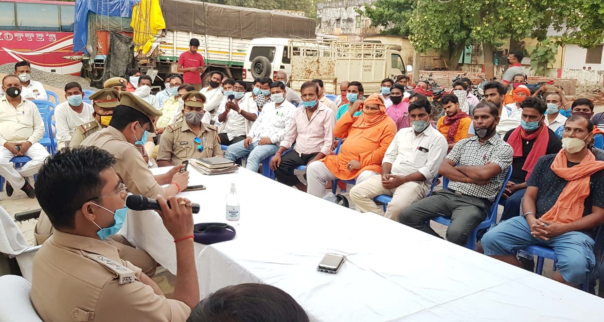 Statues will not be established publicly