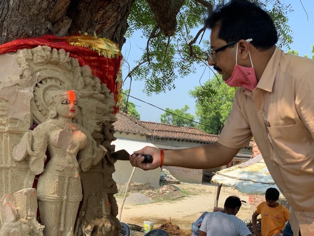 The statue found in excavation is one thousand years old