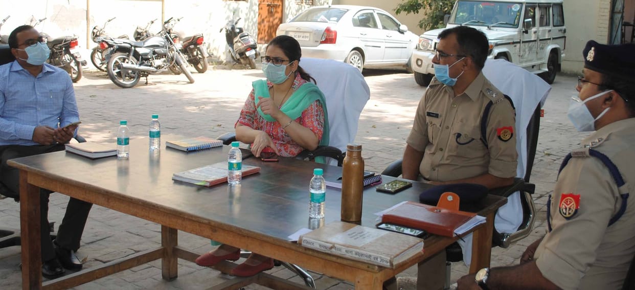 Dispose off public issues on priority