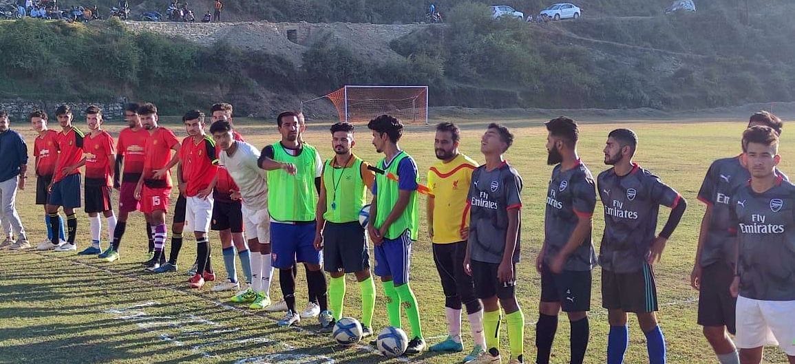 Football in Jhulaghat