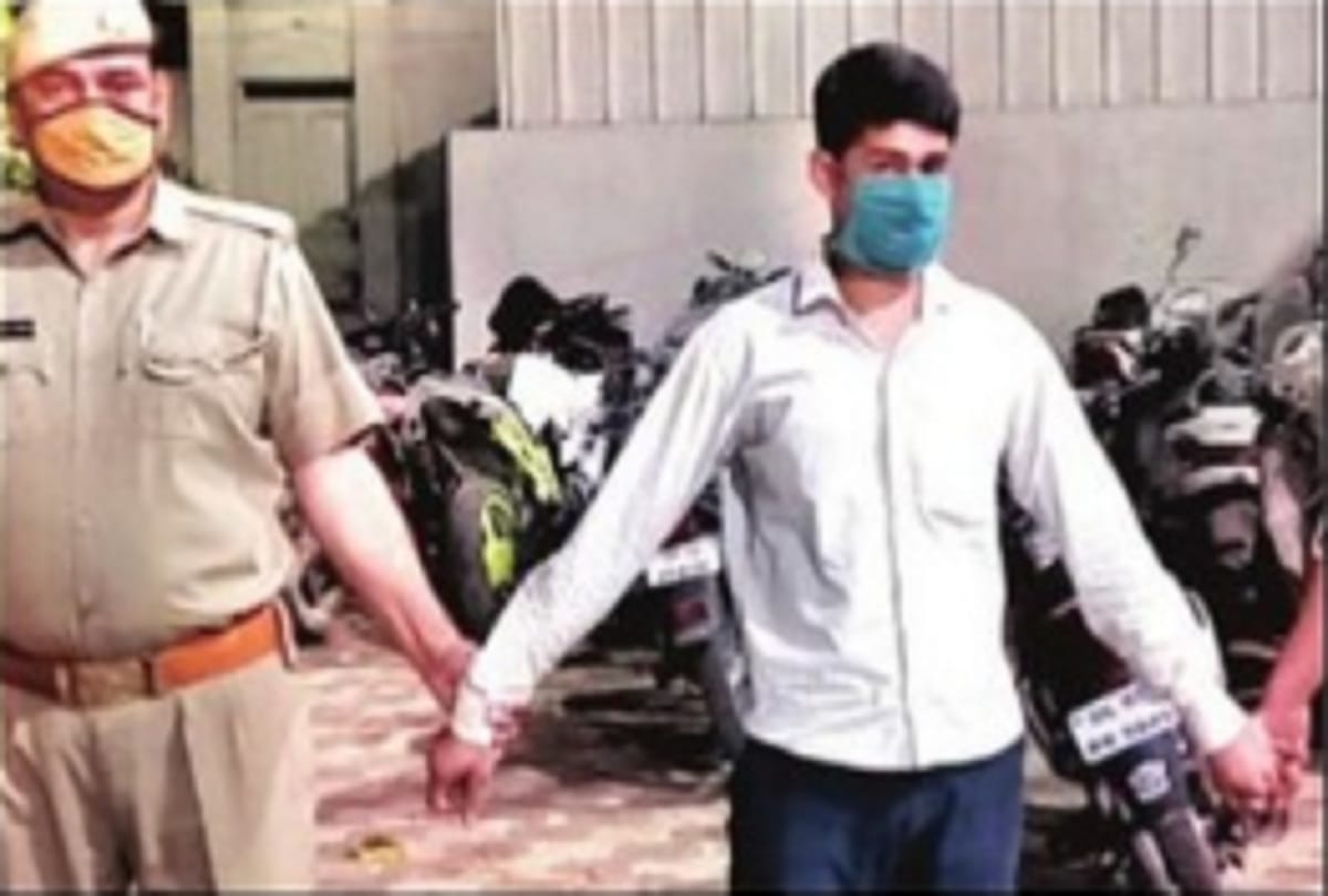 ghaziabad murder big revealing by accused, kept bad eye on my wife