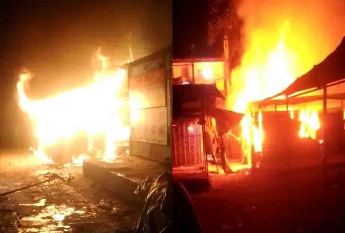 UP: 16 shops burnt to ashes due to fire in Bakarganj market of Kanpur, loss of millions