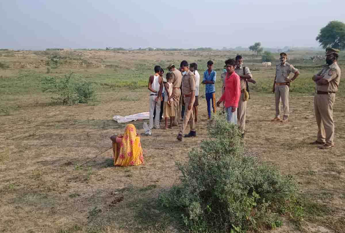 After killing woman, dead body thrown in the field