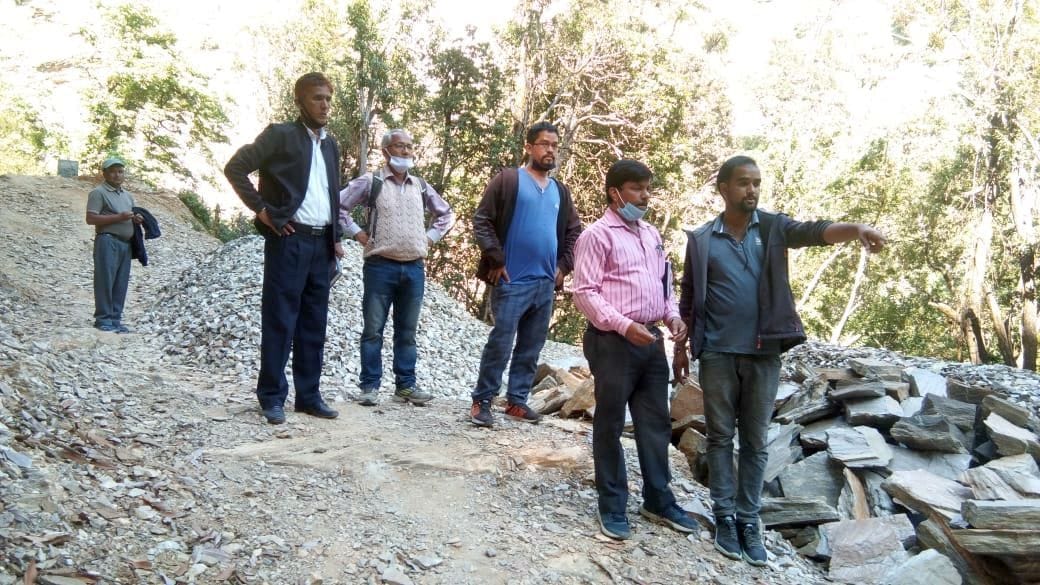 Road band in Munsyari