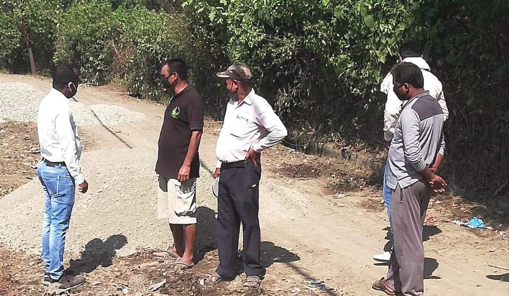Officials took stock before road construction