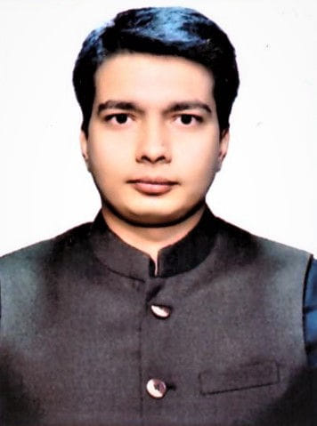 The dead body of the former Department of Mathematics was found hanging