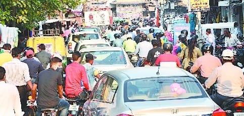 PCS Exam: Candidates suffering from waterlogging if pipeline breaks, also stuck in jam