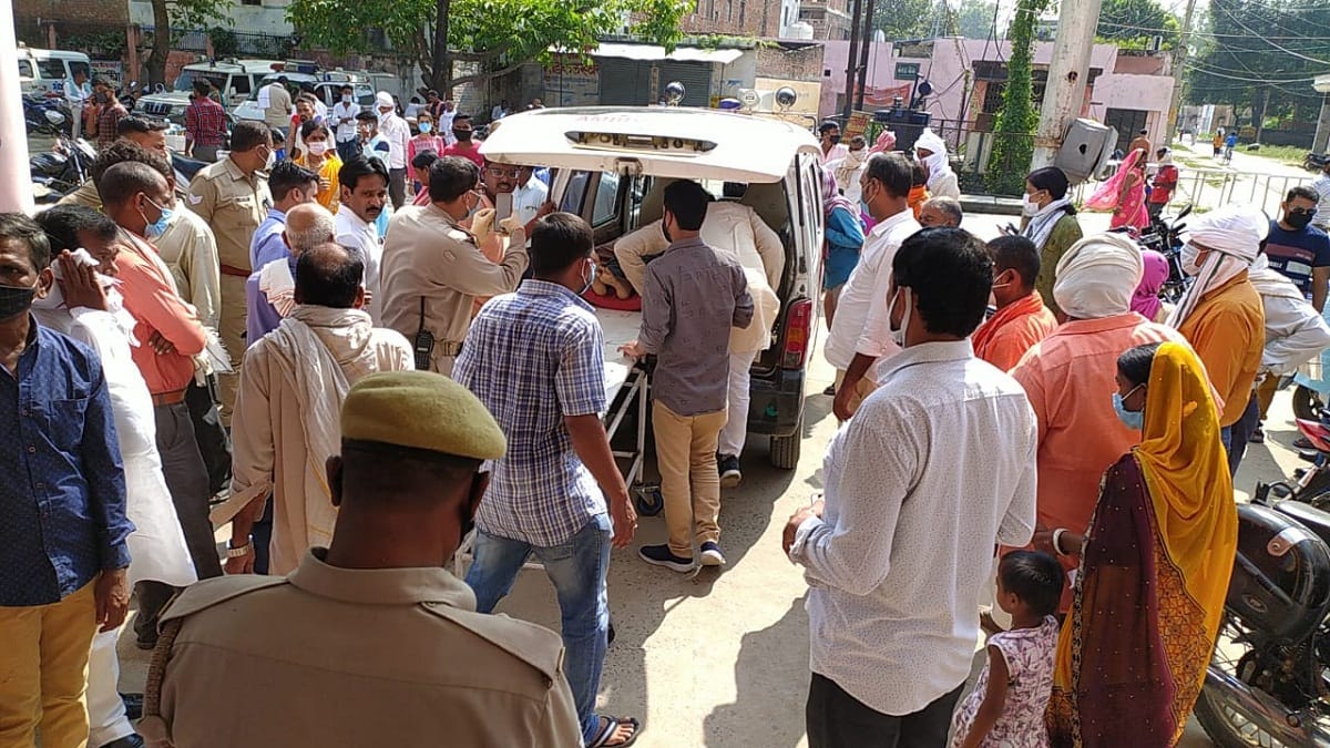 two youth killed attack by knife one injured in azamgarh up