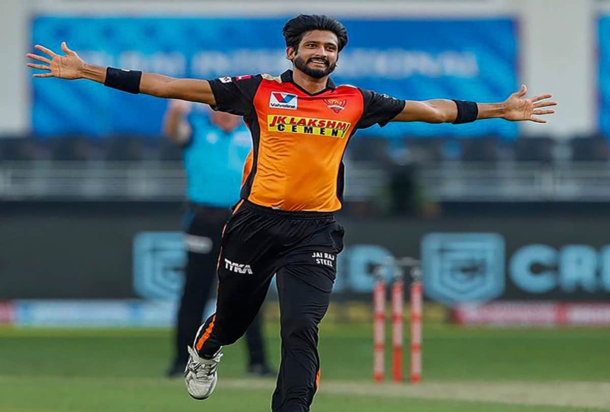 IPL 2020: SRH vs RR: Controversy Heated discussion between Khaleel Ahmed and Rahul Tewatia during last over of a match