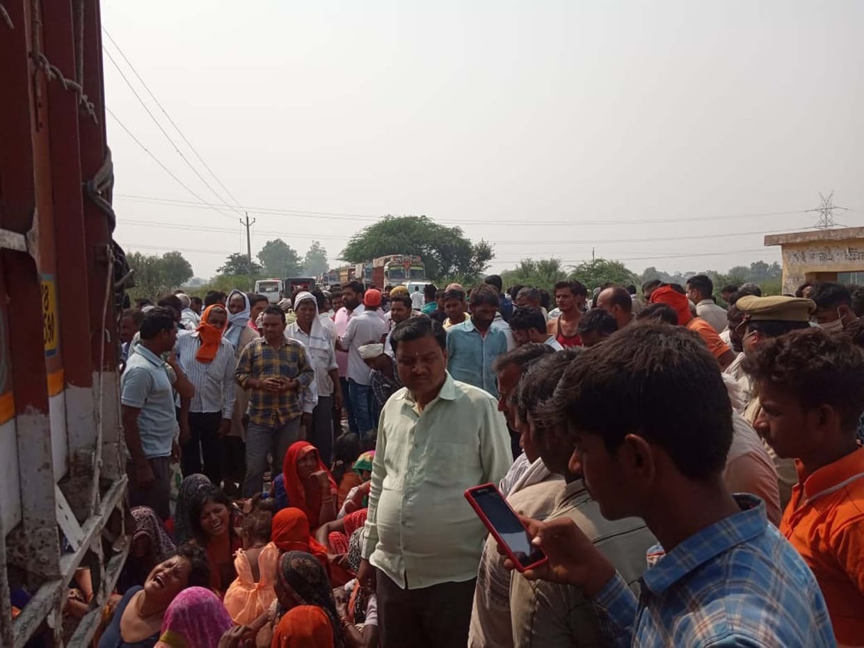 road, accident, one death, road jaam, firozabad