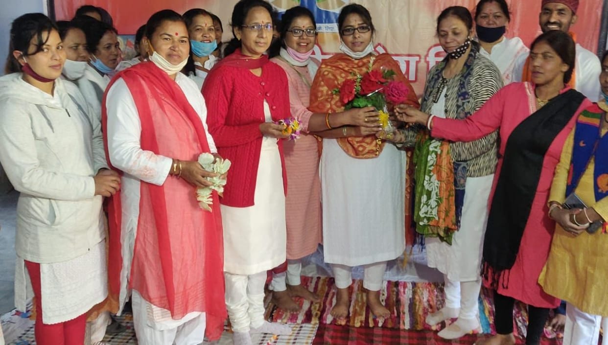 Vimala Honered in Ranikhet