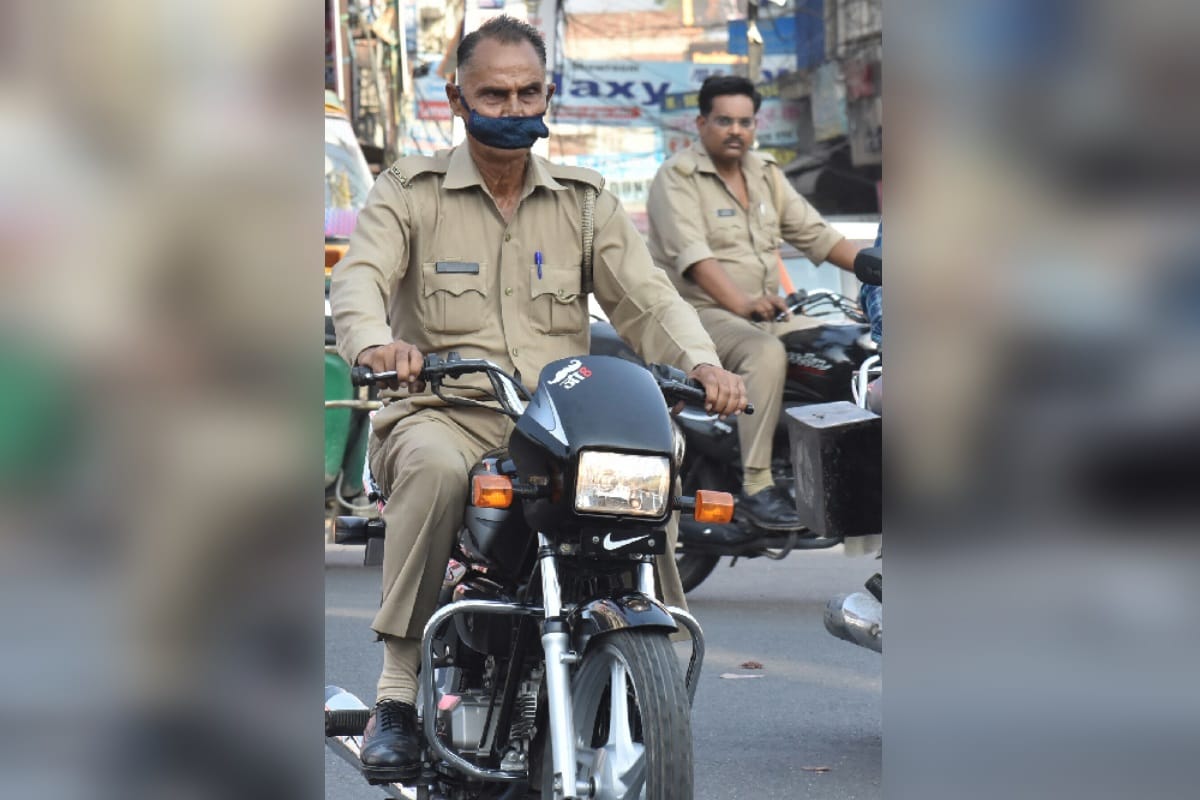 Meerut News: People are not following traffic rules in Meerut