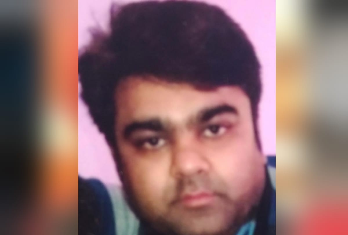 Delhi tractor car fatal accident in motinagar three friends died cremation also together whole area mourning their death
