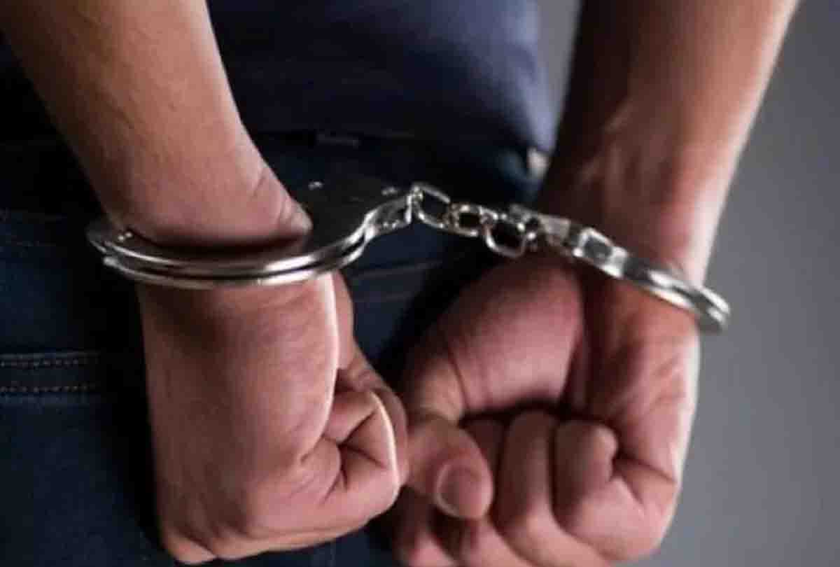 Vicious robber escaped by jumping from roof of Naini Kotwali